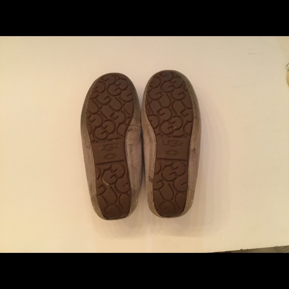 Ugg Slippers - image 6